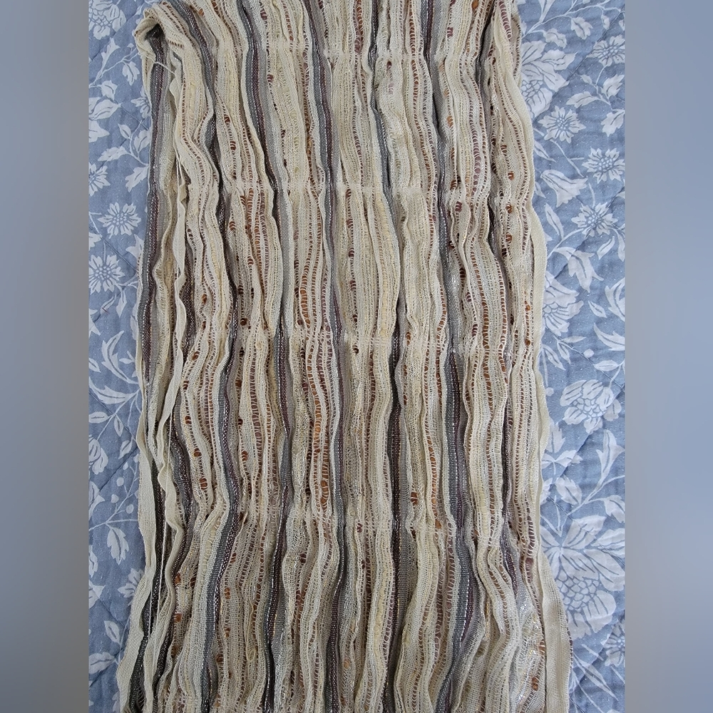 NWT Avenue Beige Scarf - Picture 3 of 8